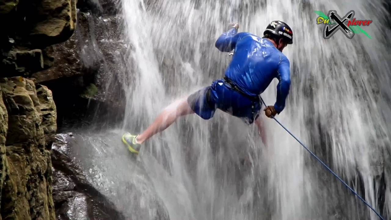 Turismo-de-Aventura-Descensos-en-Rappel-en-Paisajes-Escarpados - Pulso Turistico