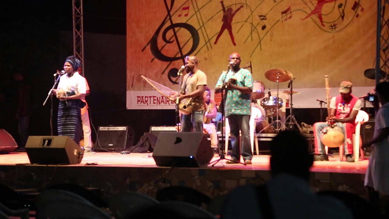 El-Festival-de-Musica-de-Bamako-en-Mali-Ritmo-y-Cultura - Pulso Turistico El Festival de Música de Bamako en Mali: Ritmo y Cultura